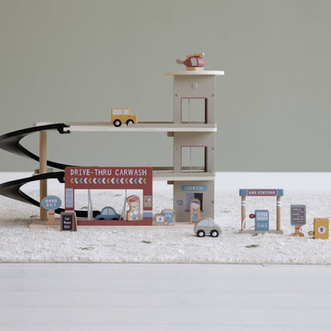 Little Dutch Garage - Railway Extension