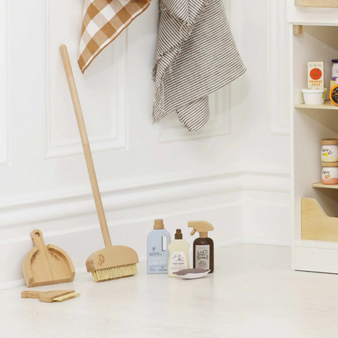 Le Toy Van - Eco-Friendly Wooden Cleaning Set