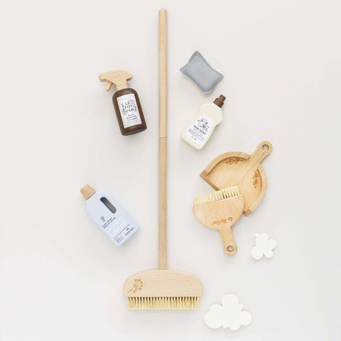 Le Toy Van - Eco-Friendly Wooden Cleaning Set