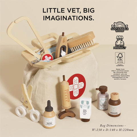 Le Toy Van - Animal Vet Set - 10 Piece (FSC 100%)